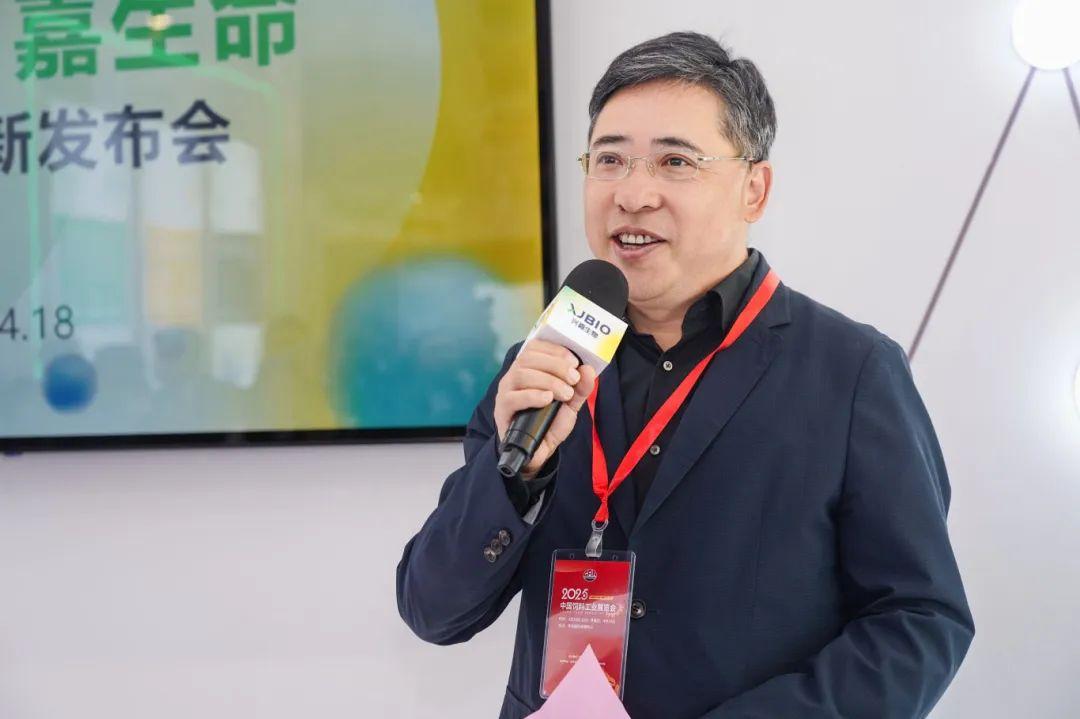 1745199542778369.jpg 736.jpg